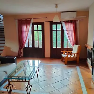 https://acogedor-duplex-a-15min-de-marbella.1costadelsol.com